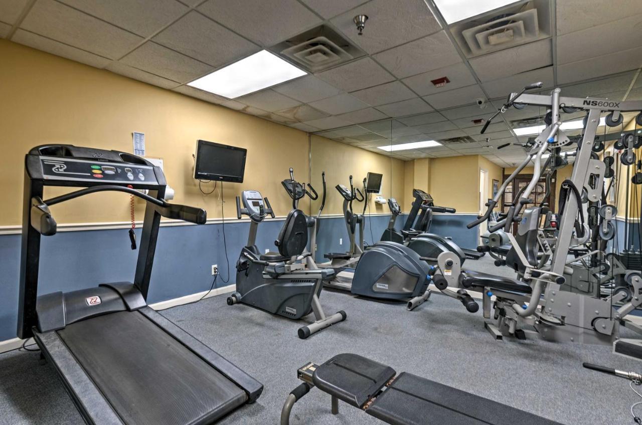 Oceanfront Resort-Style Getaway - Walk To Beach! Daytona Beach Extérieur photo