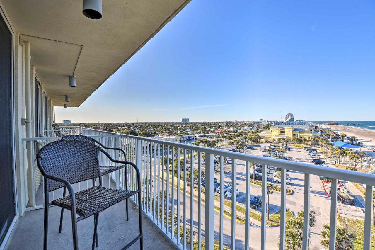 Oceanfront Resort-Style Getaway - Walk To Beach! Daytona Beach Extérieur photo