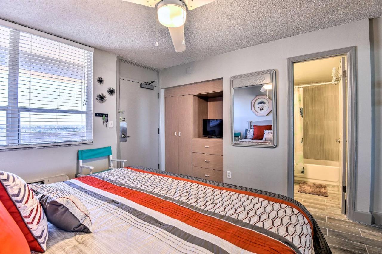 Oceanfront Resort-Style Getaway - Walk To Beach! Daytona Beach Extérieur photo